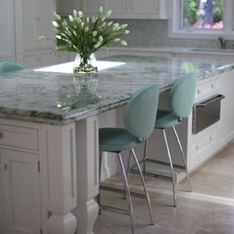 Kitchen with an Island- Teal Themed