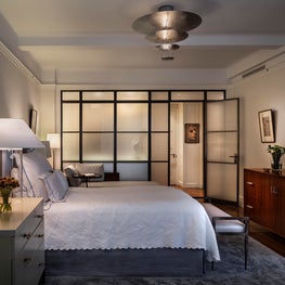 Portfolio: Riverside Drive Apartment, Master Bedroom and Bathroom with Glass Partition