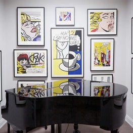 Steinway Piano, Roy Lichtenstein Art - Old Town Penthouse Project