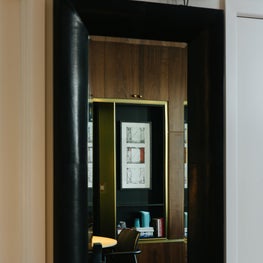 Brooklyn Apartment, Large Mirror and Accessories 