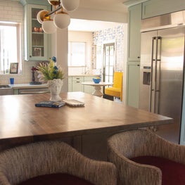 Bixby Knolls Georgian Colonial