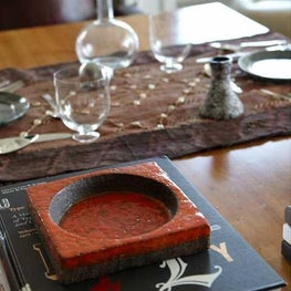 HAMPTON DESIGNER SHOWHOUSE 2011 An art collector's contemporary dining room designed for Hampton Designer Showhouse 2011. 