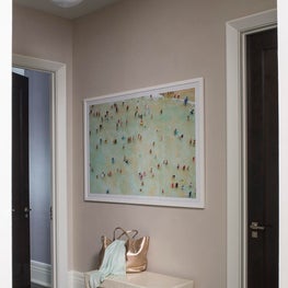 Urban Elegance - Hallway