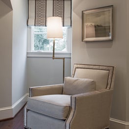 Luxurious seating by the hallway