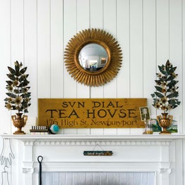 Mantel in The Luxe Barn, Falmouth 