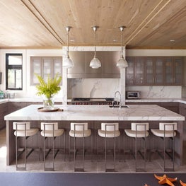 Bridgehampton Residence, Kitchen w/ neutral palette