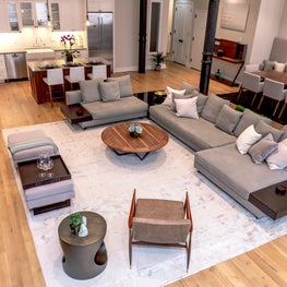 Bachelor Pad, New York Great room - warp&Weft rug, Diamond Table, Minotti sofas