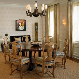 Chicago, Illinois Gold Coast Prewar Co-op Apartment