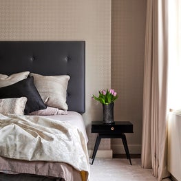 Hyde Park Townhouse: Master Bedroom