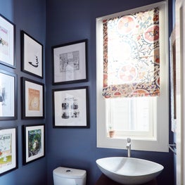 25th Street - Powder Room