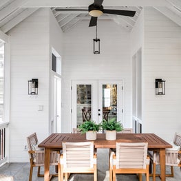 Screen porch with dining area
