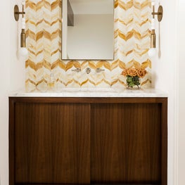 Portfolio: Lush Yellow Wallpaper With Floral Decoration