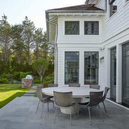 East Hampton Outdoor Patio