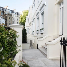 Kensington Townhouse Exterior Ground Floor Entrance