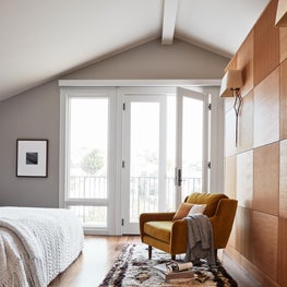 25th Street - Bedroom Sitting Area