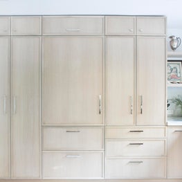 East Hampton Kitchen with Custom Cerused Oak Cabinetry