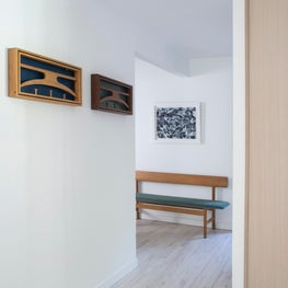 East Hampton Entry with Vintage Borge Mogensen Bench