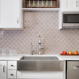 Chicago, White kitchen with accent tile