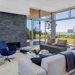 Modern Oceanside Retreat