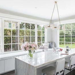 Light, White, Modern Kitchen - River Oaks - Houston, TX 