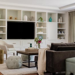 The Newton Home: An Elegant Family Affair