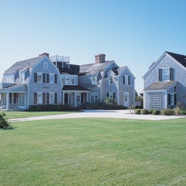 Shingle Style Residence in Nantucket, MA