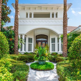 Palm Beach Tropical Paradise Entry