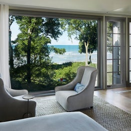 Modern Lakefront Home