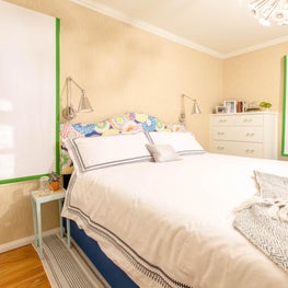 Hollywood Cottage Bedroom