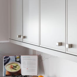 What could be better than an organized and beautiful kitchen?