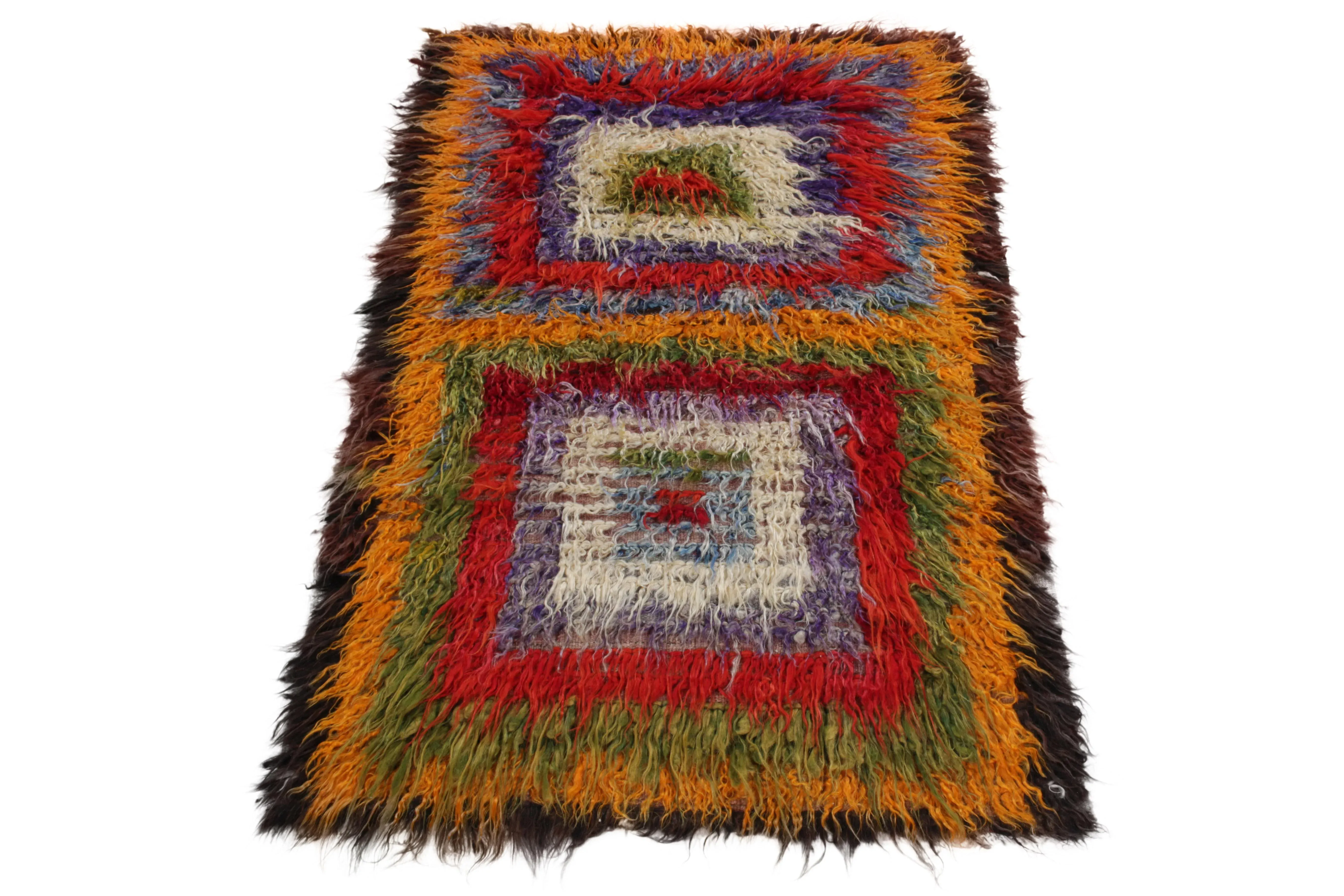 140.5×225\"Sugar plum”ViNTAGE TURKiSH RUG 140.5×225 Sugar plum”ViNTAGE TURKiSH RUG ラグ・カーペット