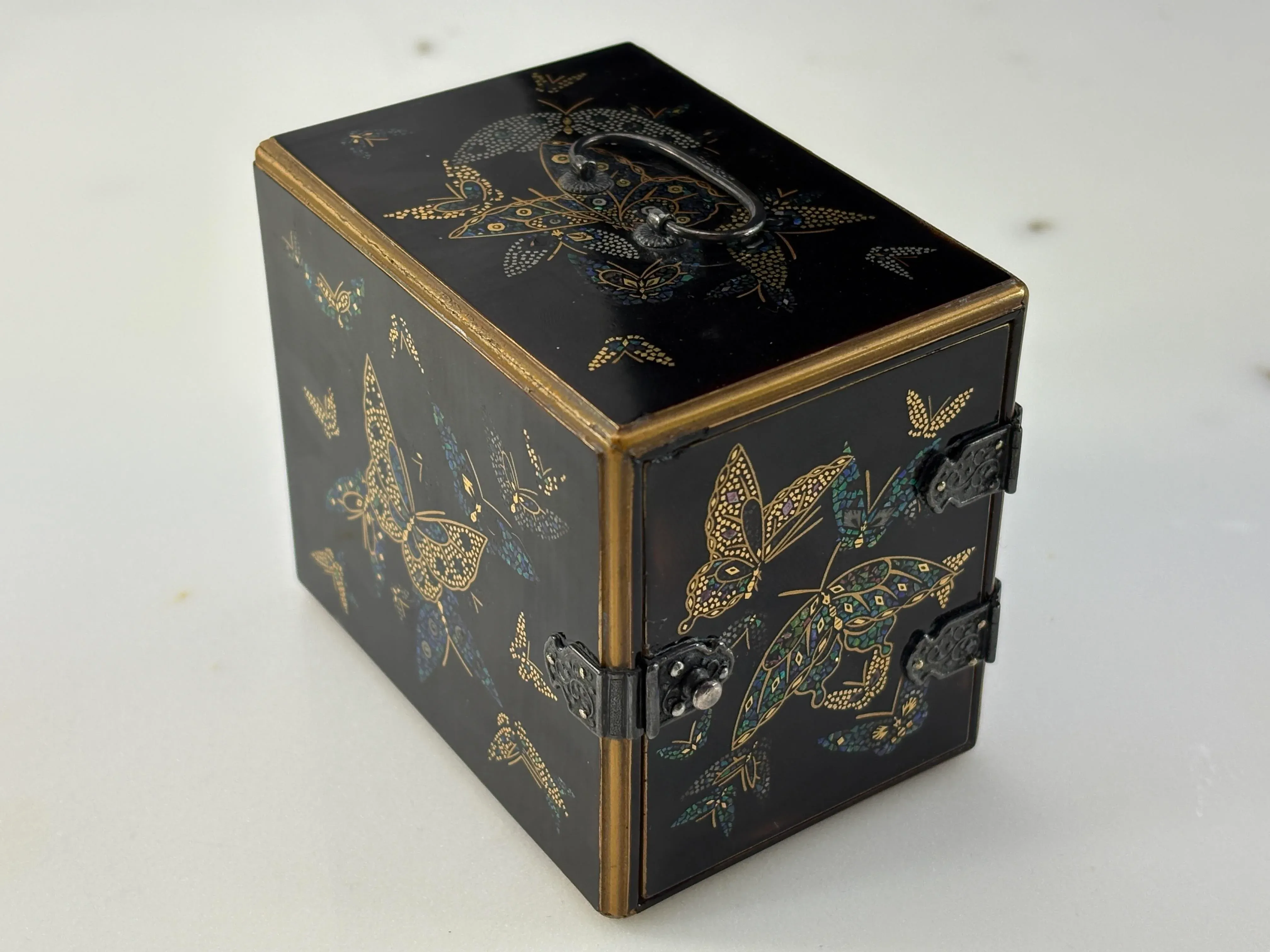 Early 20th Century Antique Meiji Period Japanese Kodansu Miniature