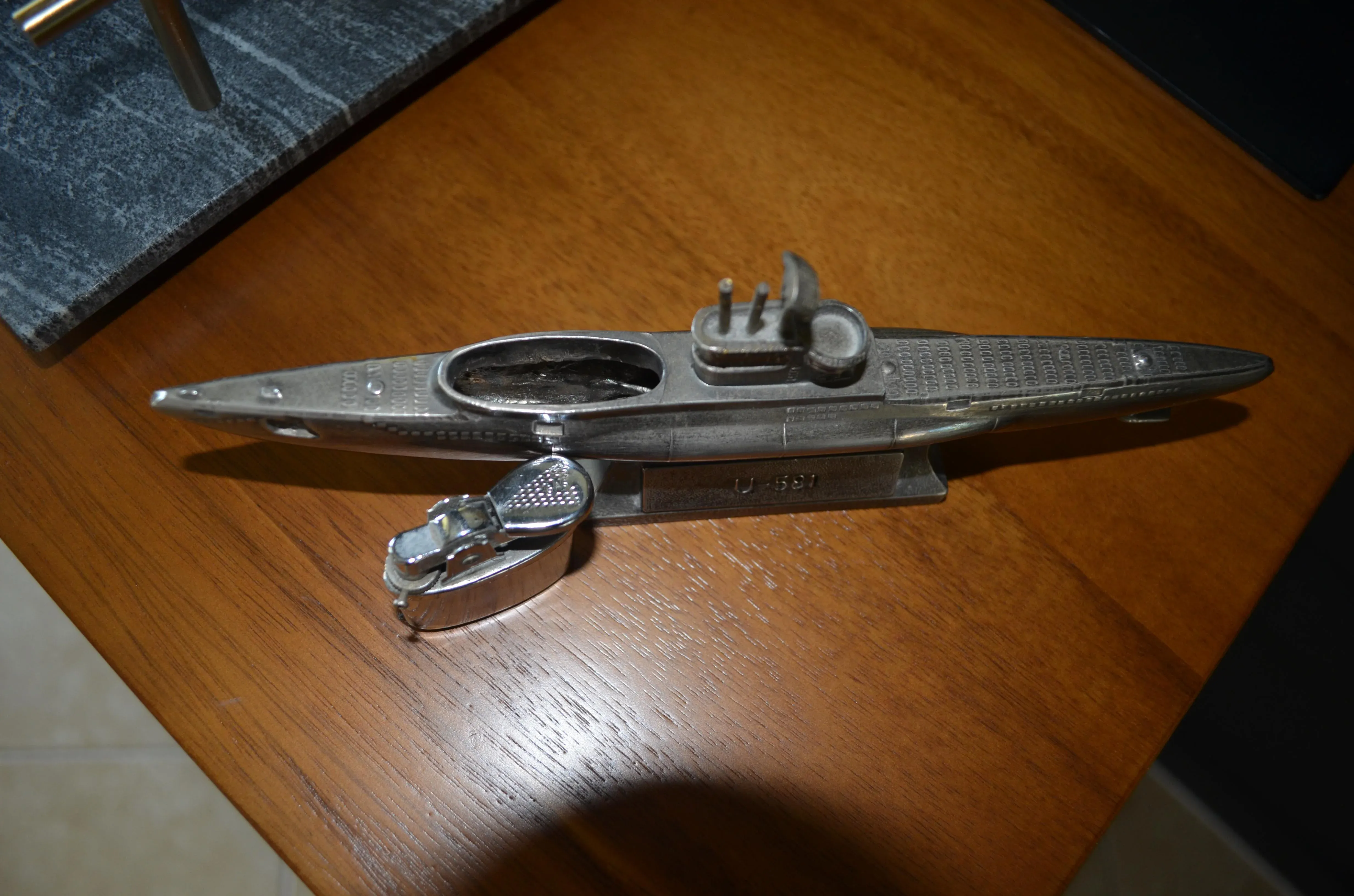 潜水艦 U518-ART Lighter Submarineヴィンテージ U518-ART Lighter Submarineヴィンテージ 潜水艦 - メルカリ