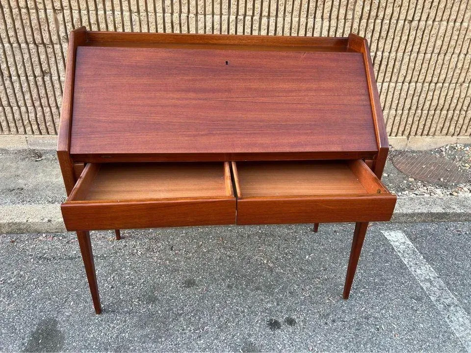 テイトウワ Century Modern /Let Me know Mid 20th Century Mid Century Modern Teak Slant Front Desk
