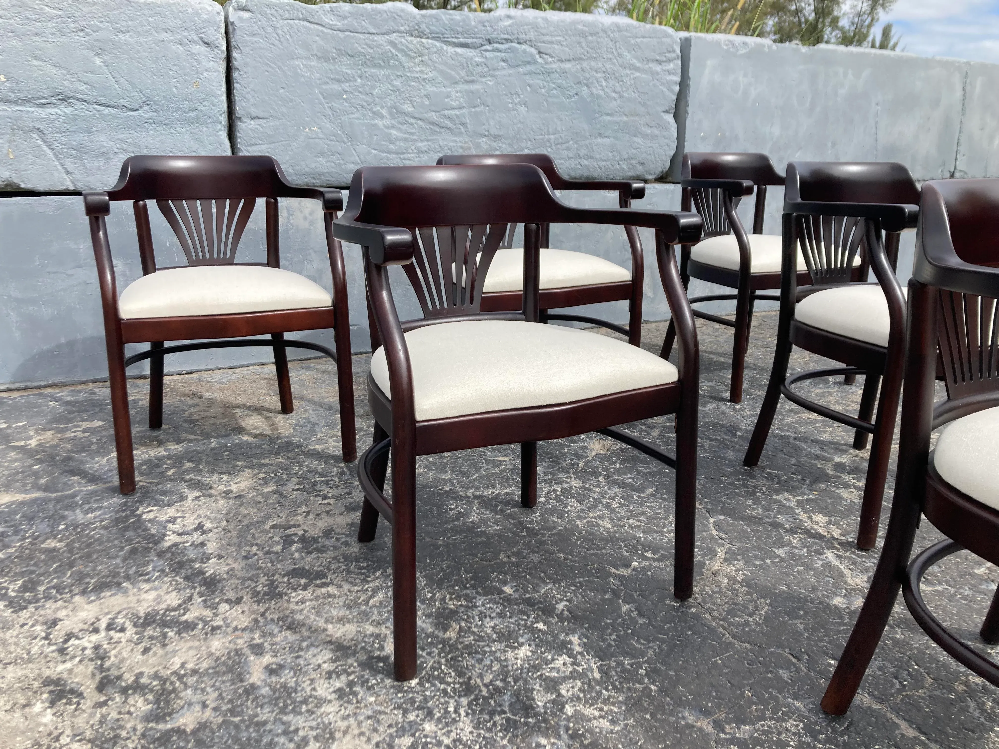1980s Set of 6 Bentwood Arm Dining Chairs | Chairish