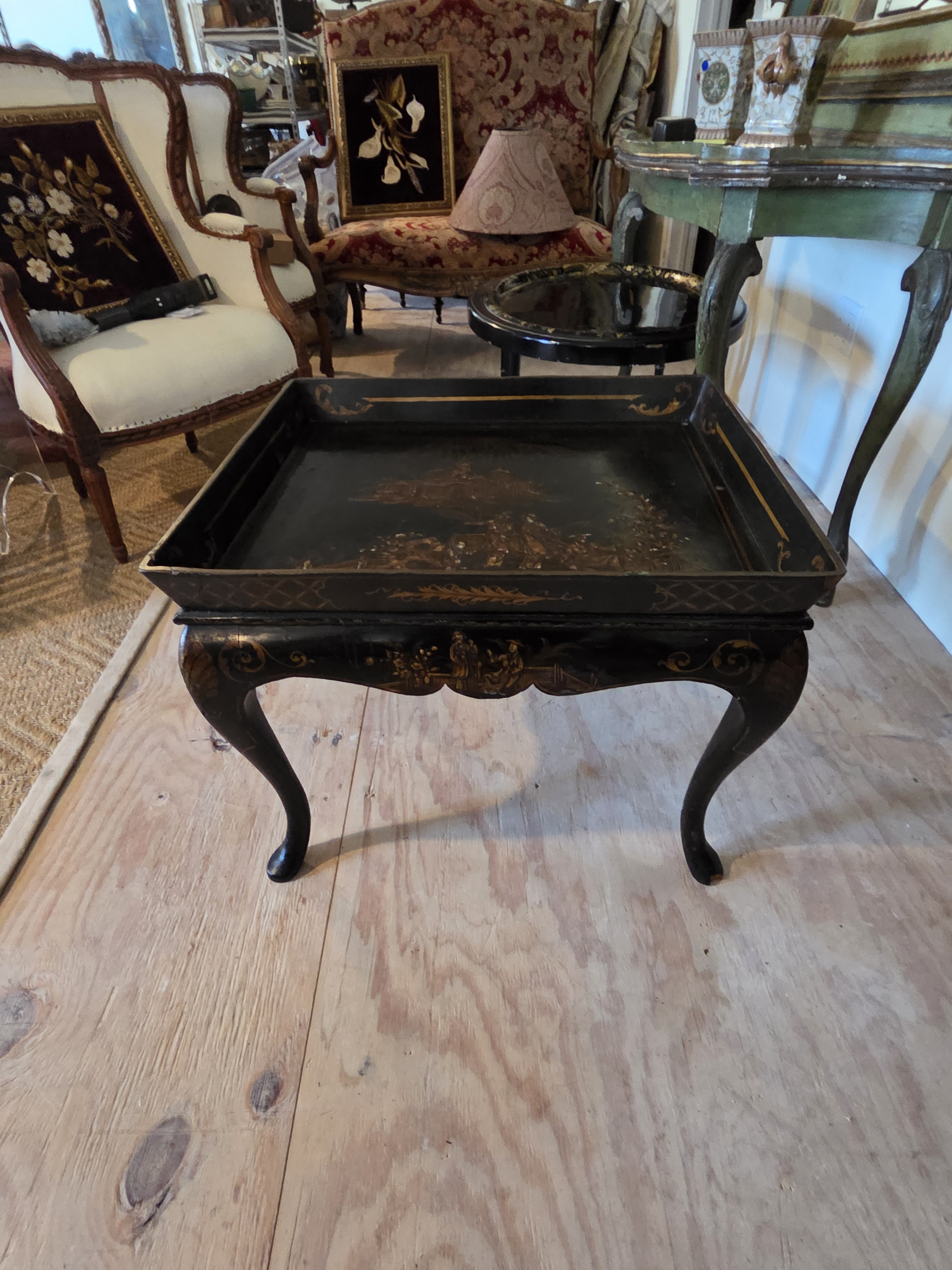 Late 19th Century English Chinoiserie Tray Table