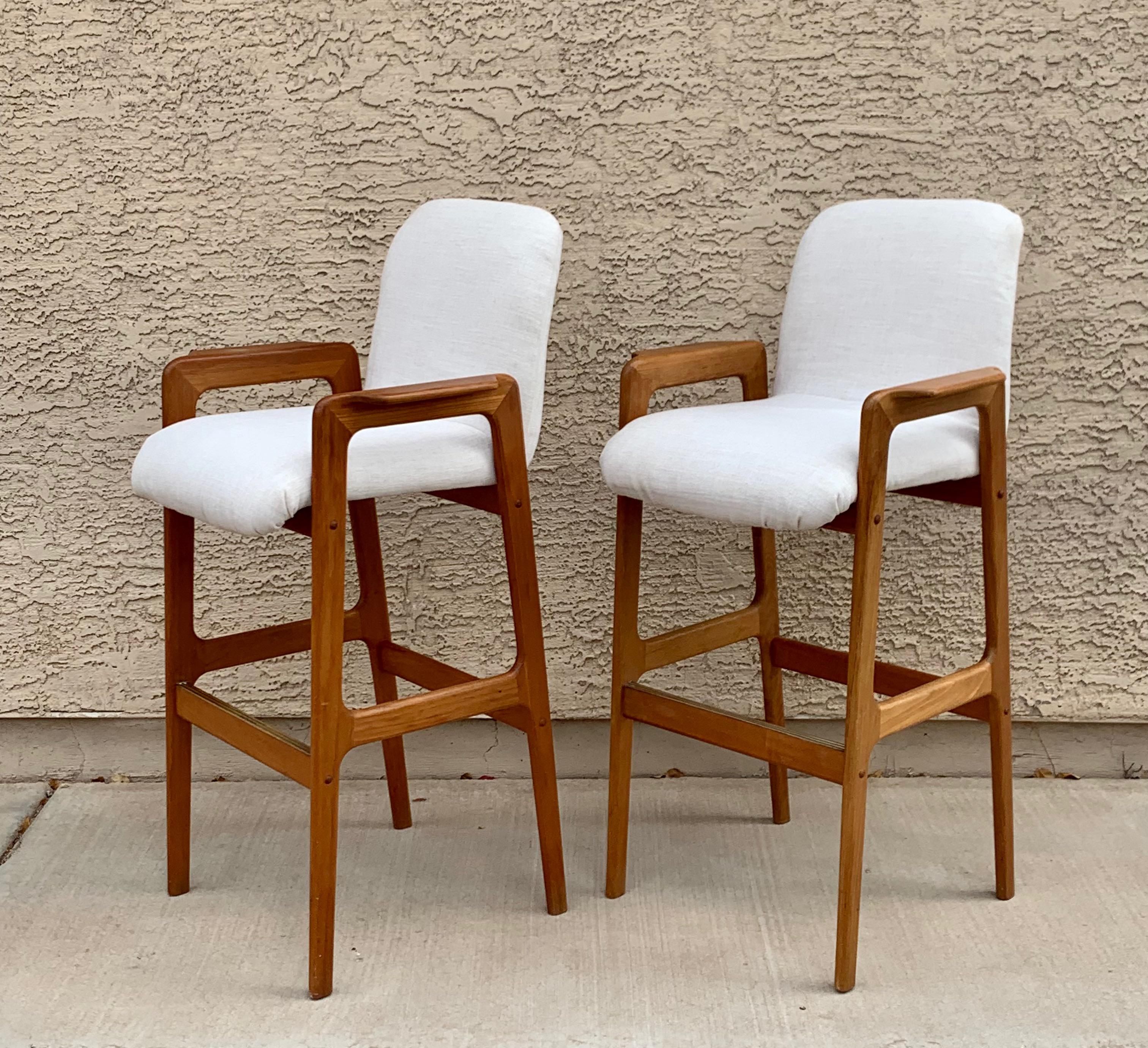 Benny linden bar stools deals