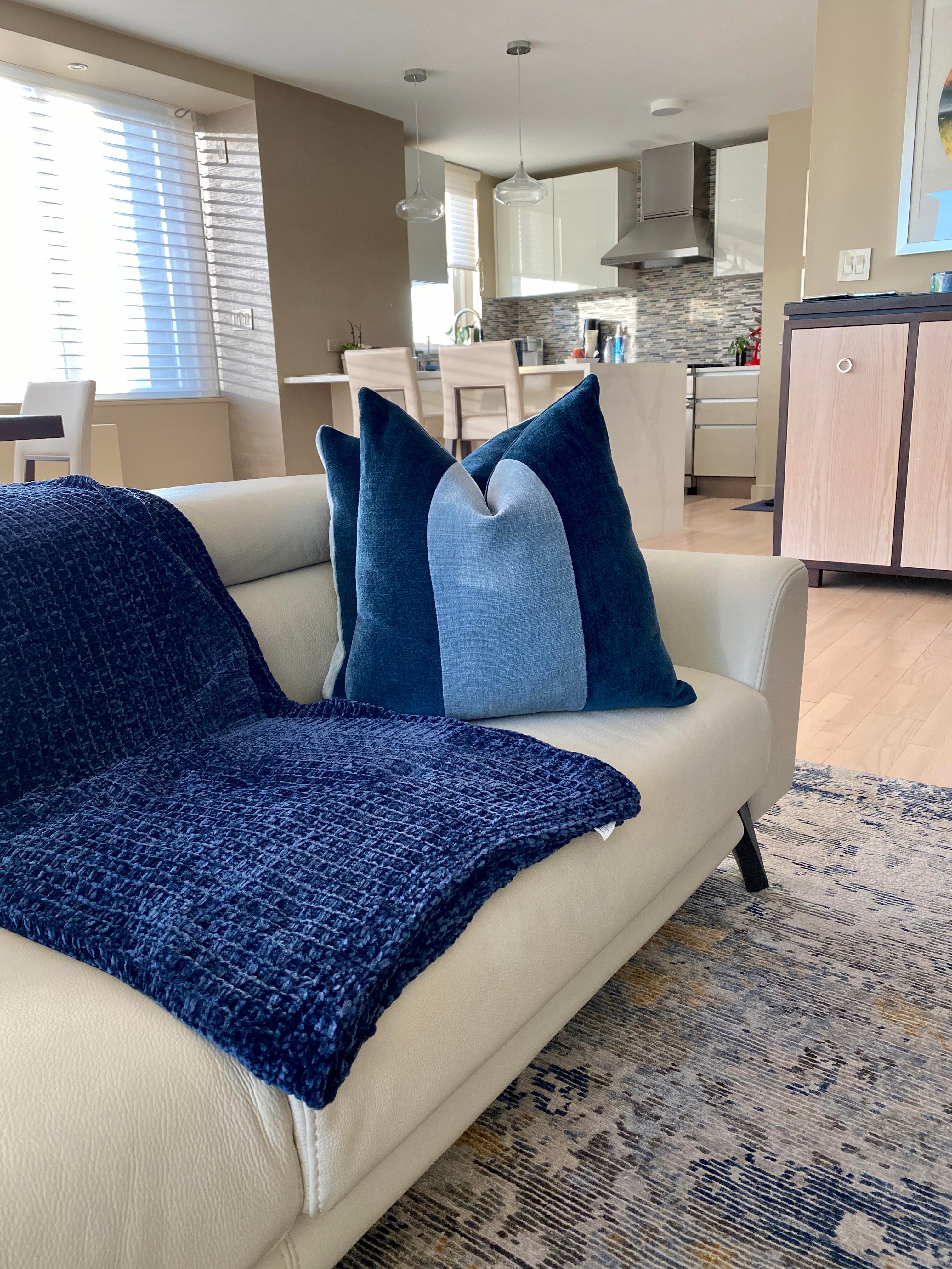 Blue velvet pillows for living room sales