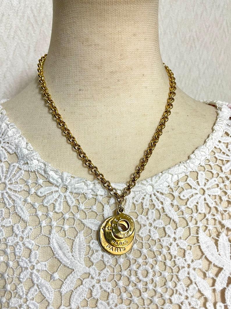 CHANEL 80s Vintage Gold Sunburst Logo Medallion Choke… - Gem