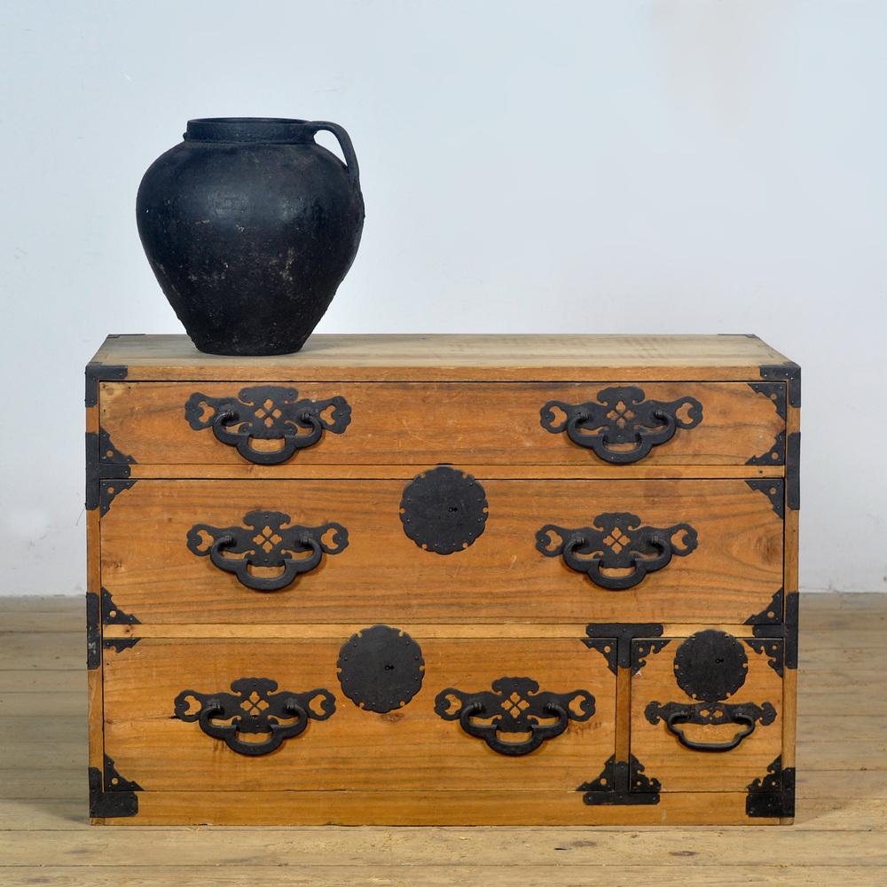 Antique Earthenware Pot from Moldova, 1850s main image 2