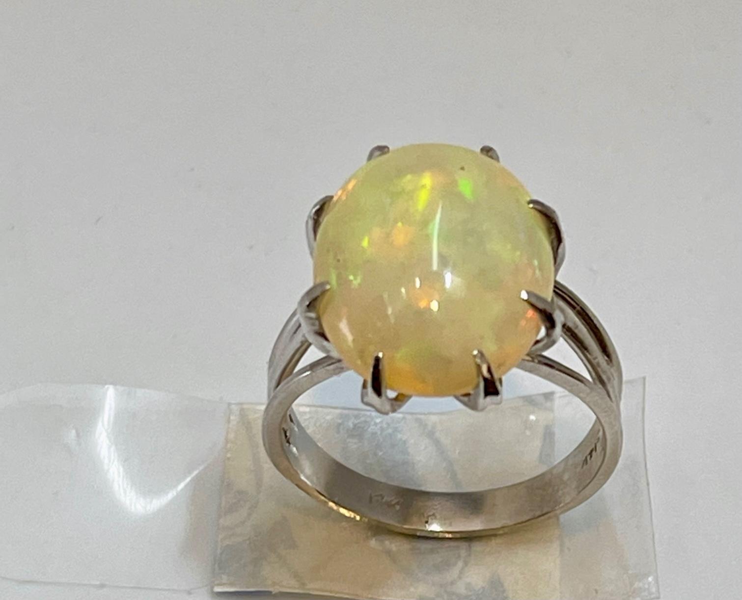 8 Carat Oval Shape Opal Cocktail Ring 14 Karat White Gold, Estate, Size 9