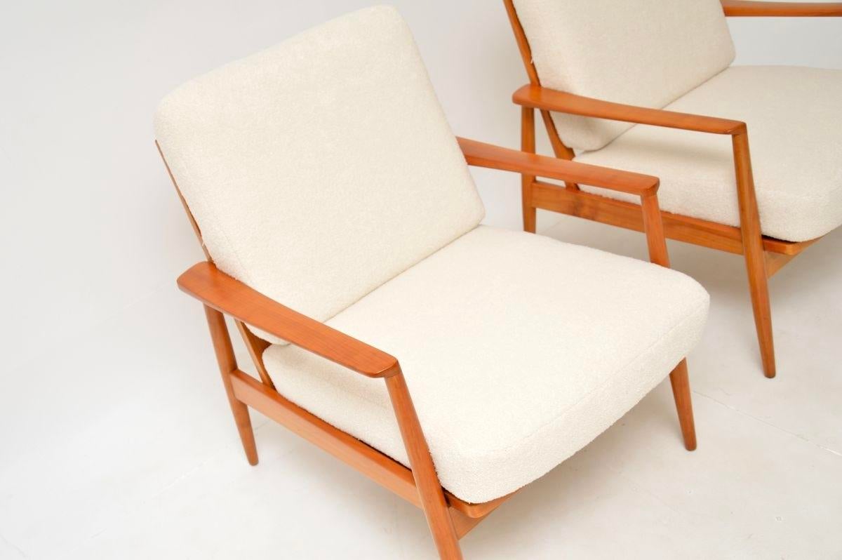 Vintage Lounge Chairs by Knoll Antimott, 1960, Set of 2