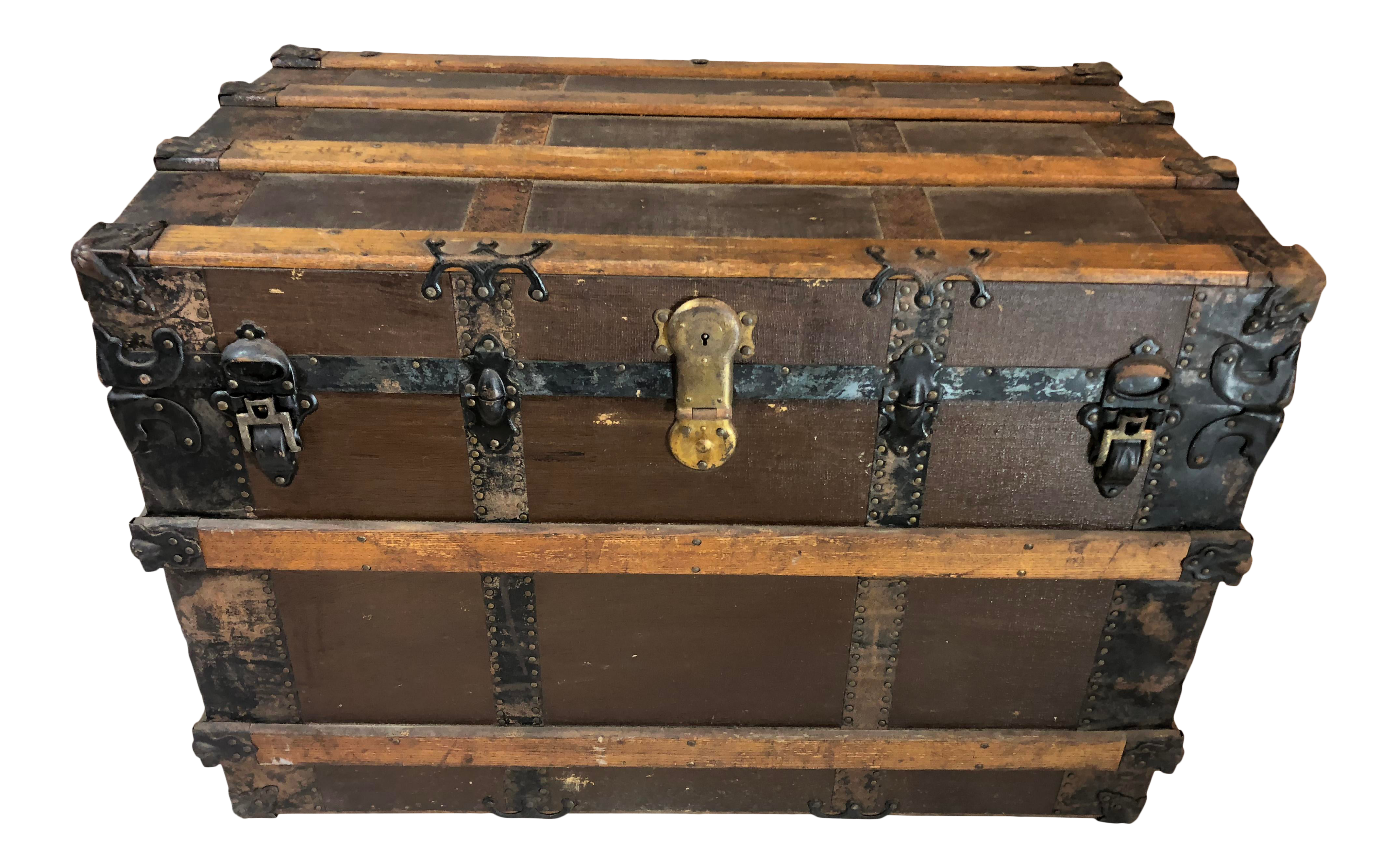 antique steamer trunks