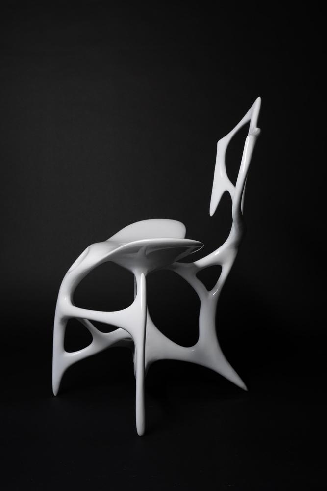 Shining Red AI Standard Gu Chair by Duen Studio