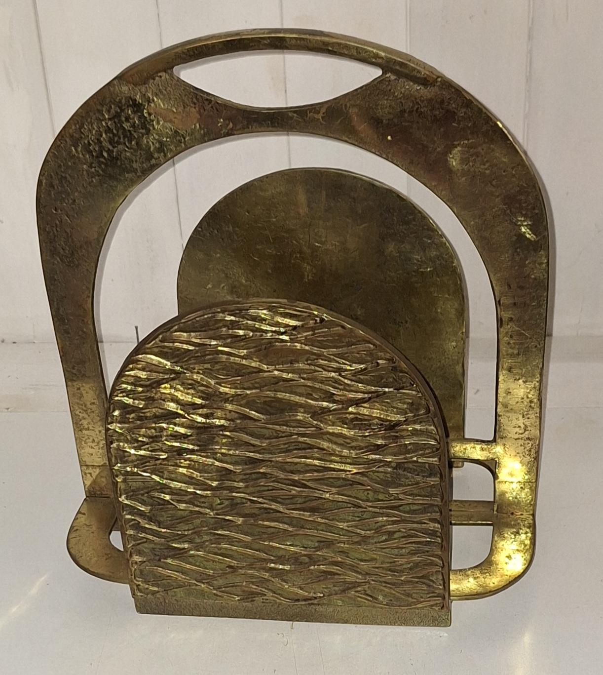 Vintage Brutalist Italian Newspaper Rack in Brass, 1970s