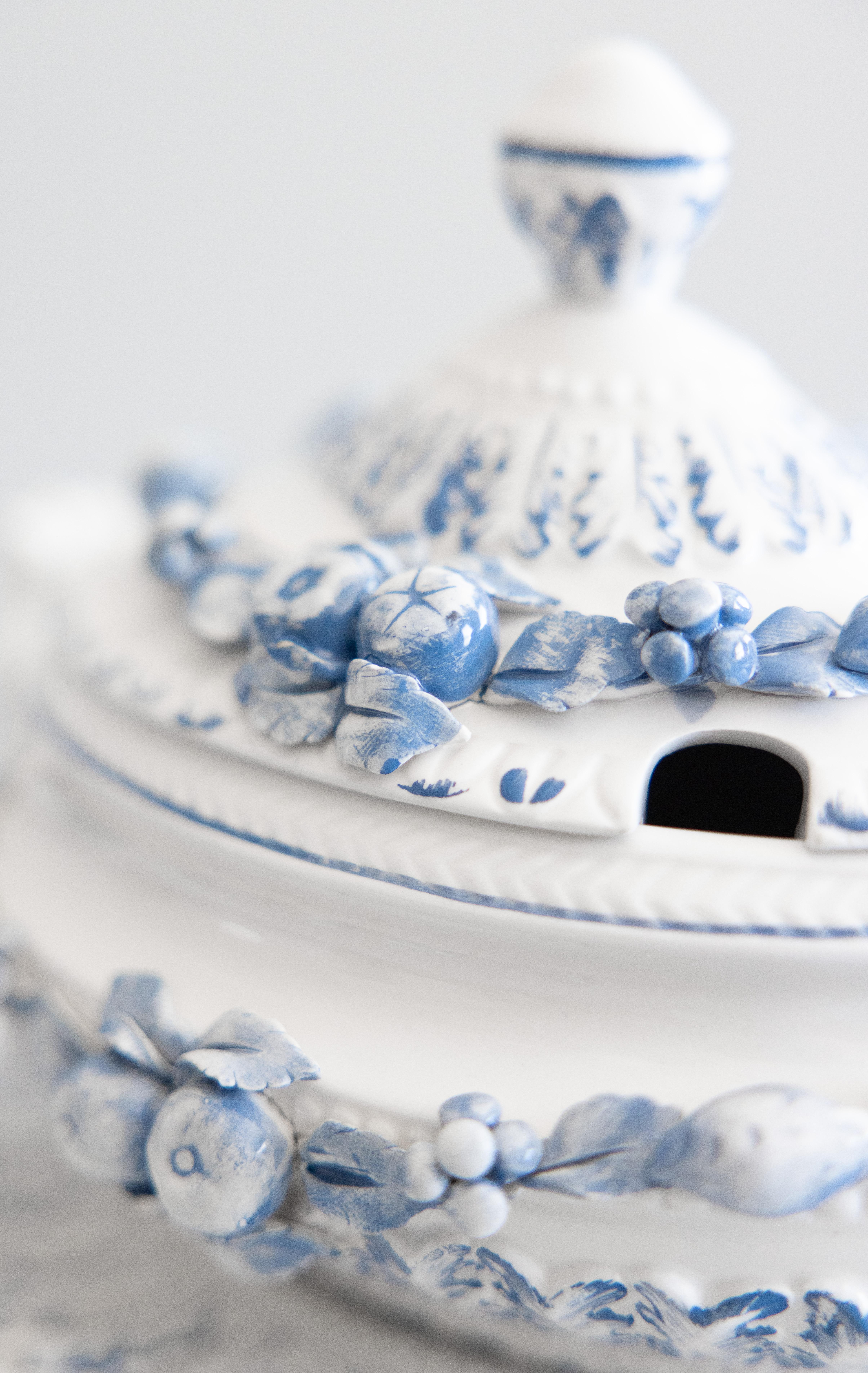 Vintage Italian Blue & White Porcelain Fruit Lidded Sauce Gravy