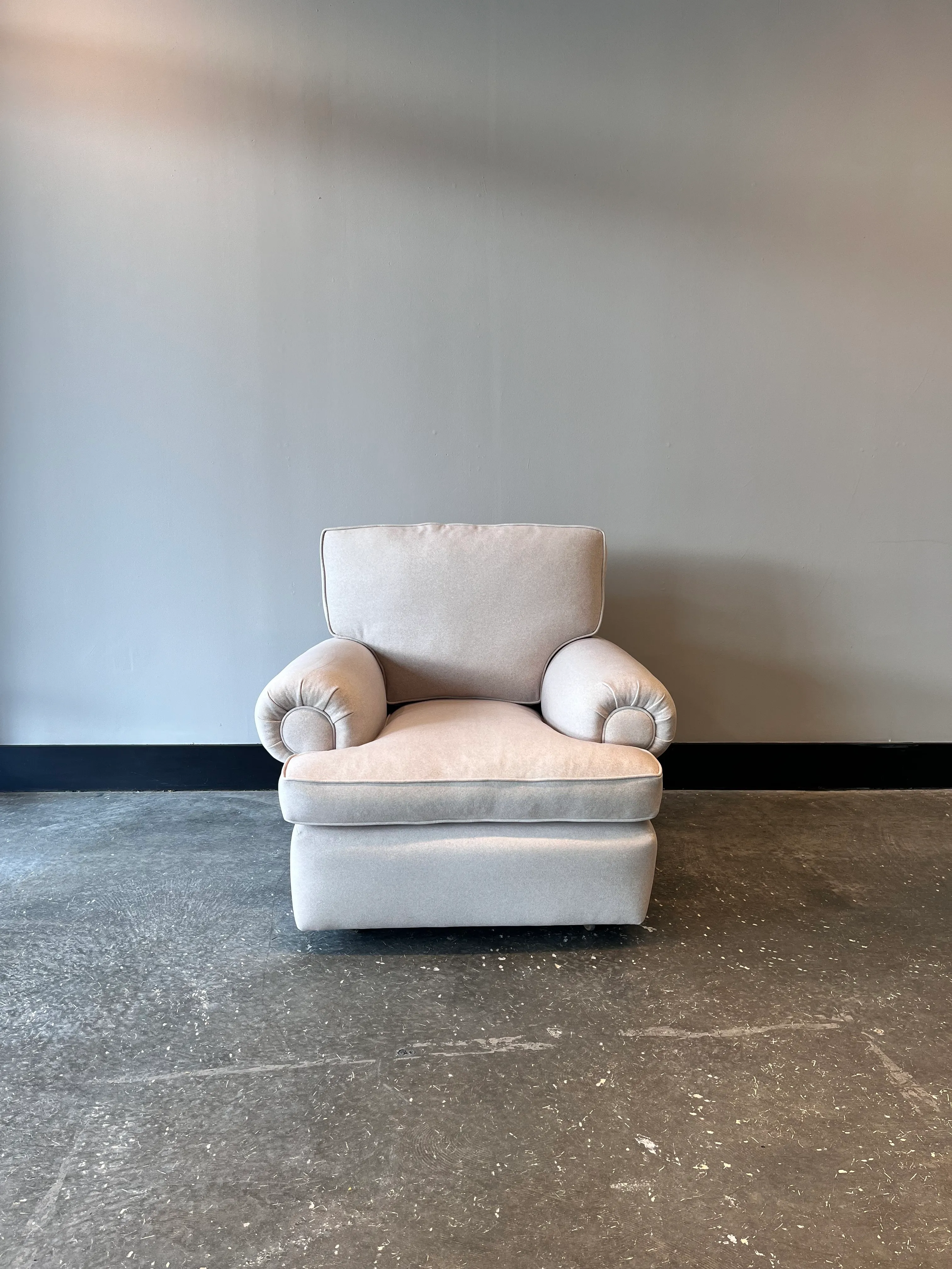 Oversized club cheap chair