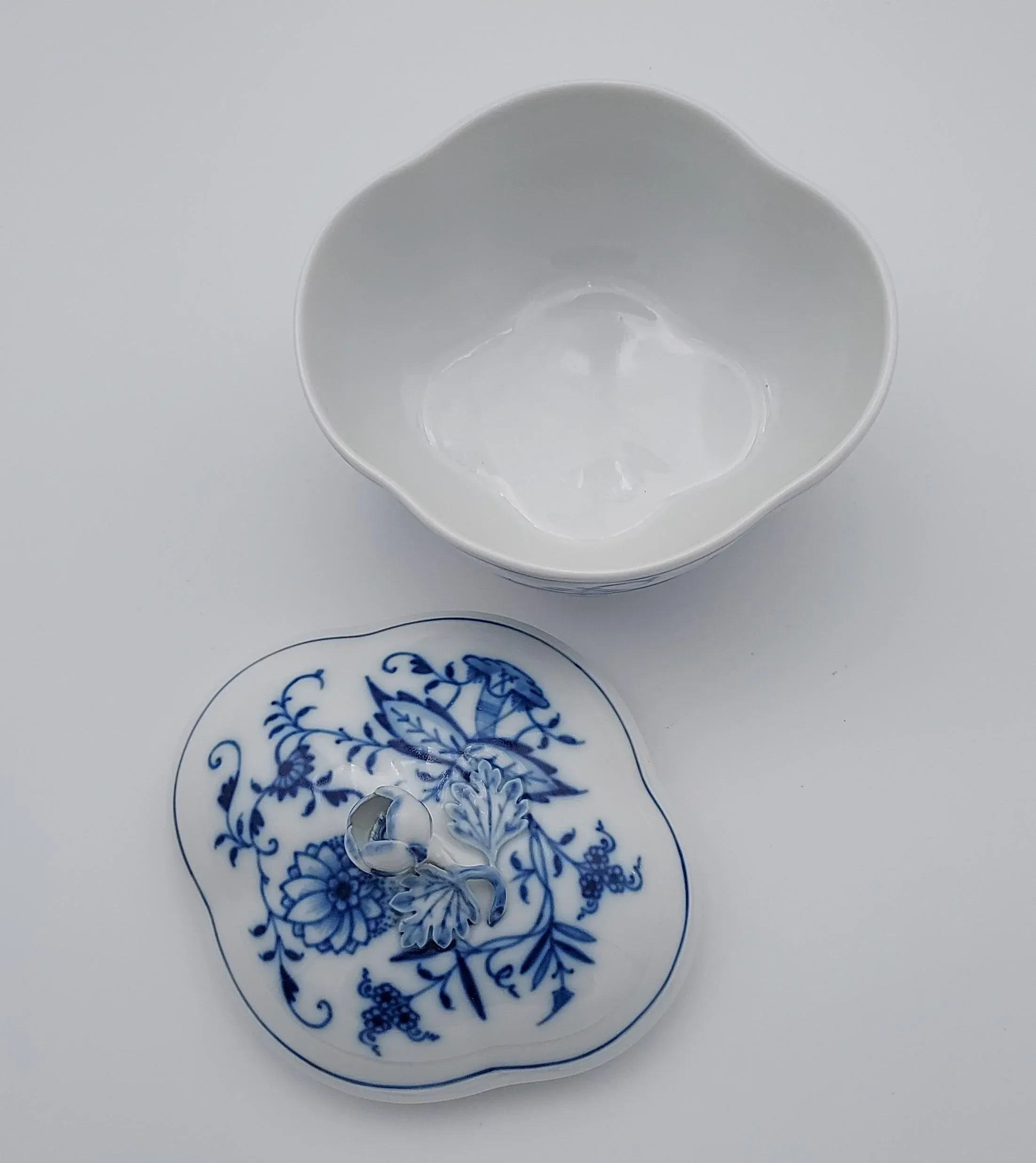 1950s Meissen Porcelain Blue Onion Lidded Box | Chairish