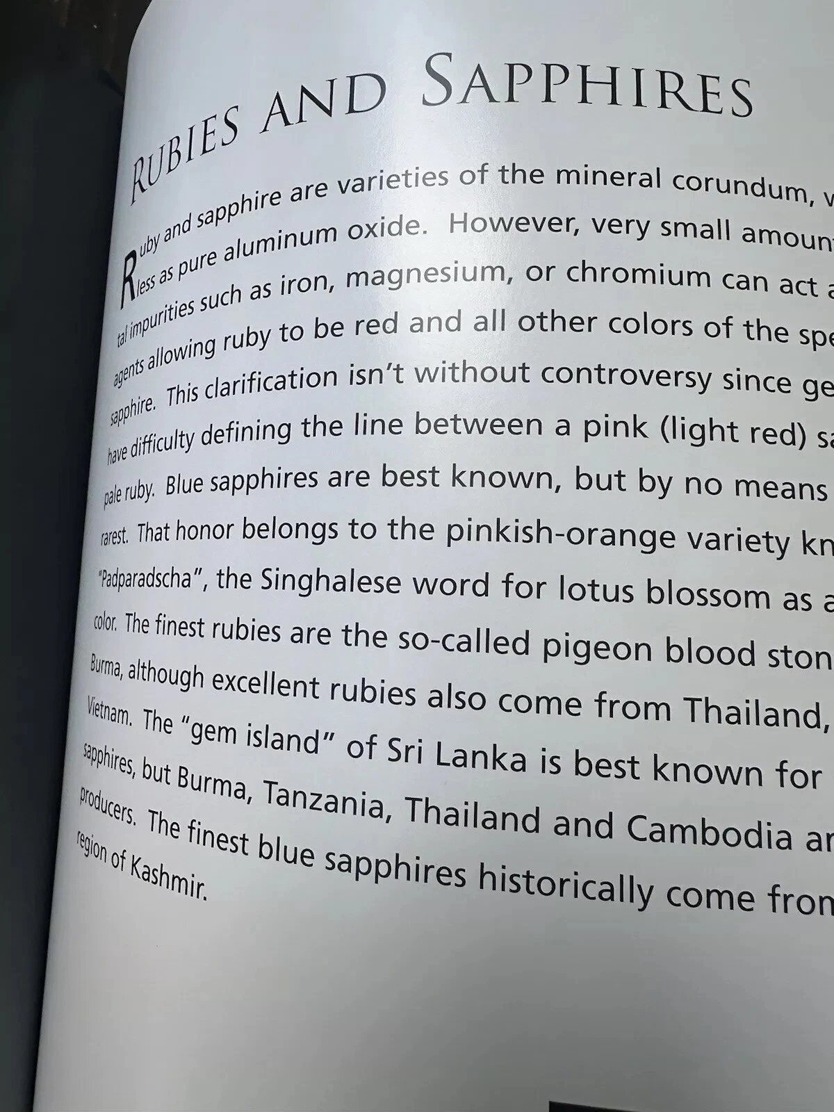 Light & Stone: Highlights From the Scott Gem Collection Peter Keller Coffee Table Reference Book