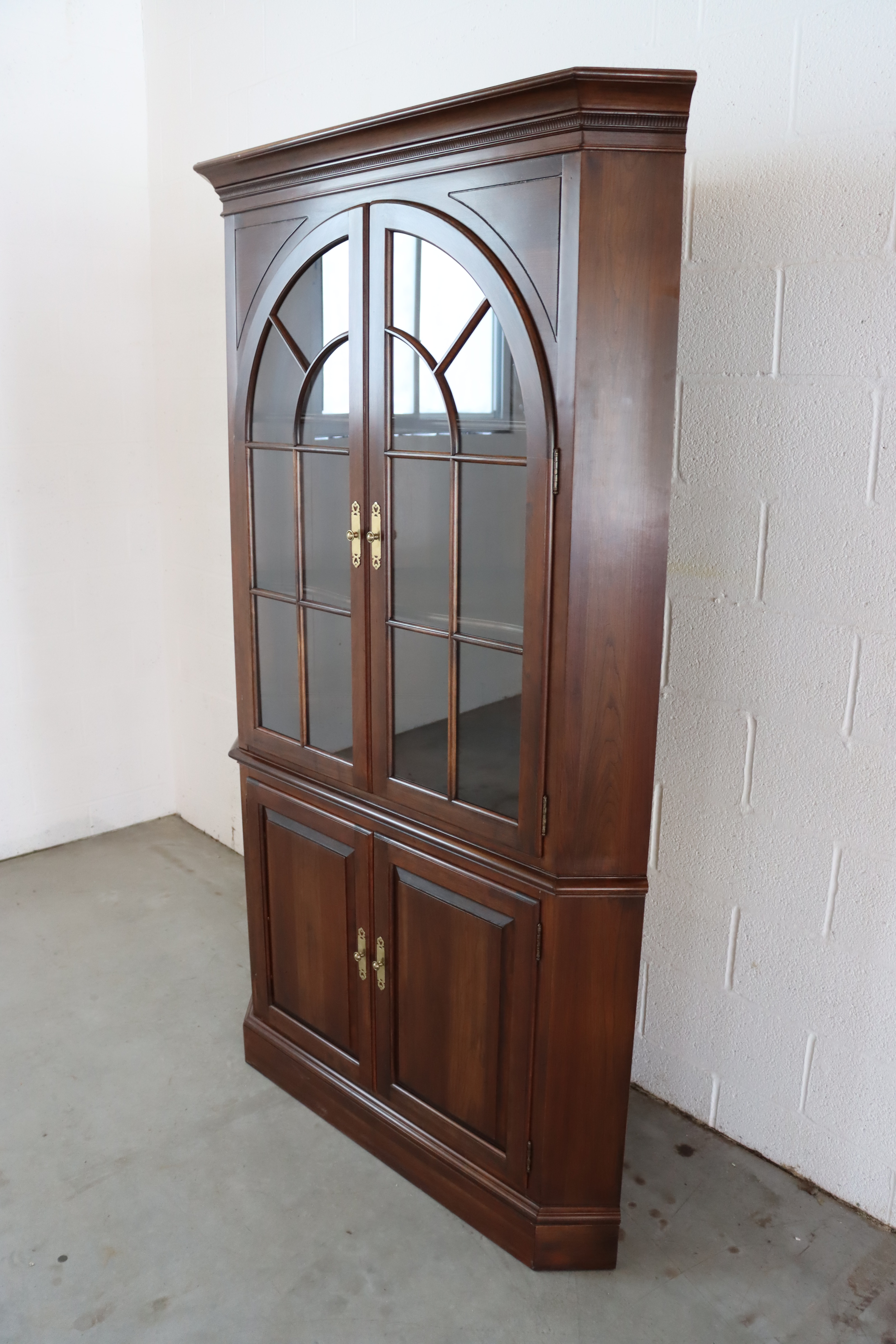 Corner cherry cabinet deals